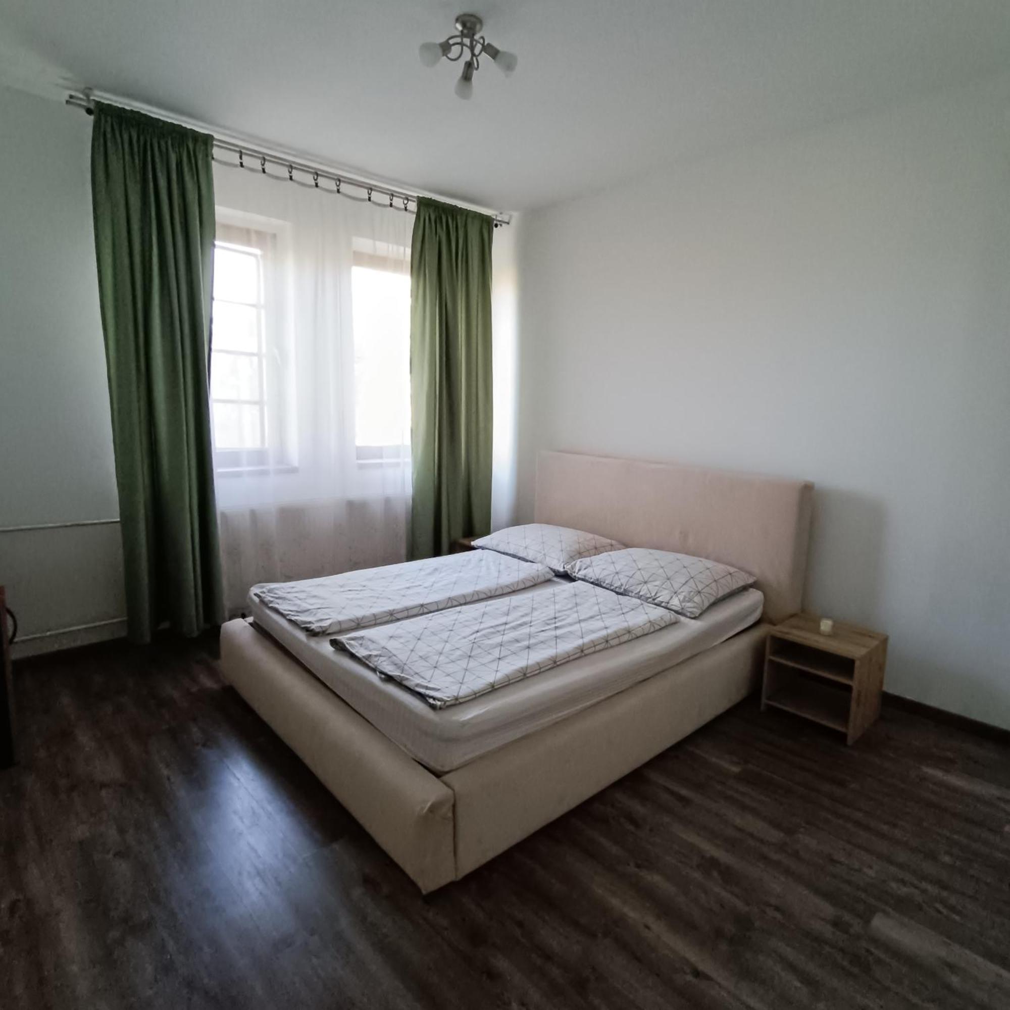 Napkelte Vendeghaz Apartment Сегед Екстериор снимка